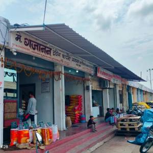 27_Shops_of_merchants_original